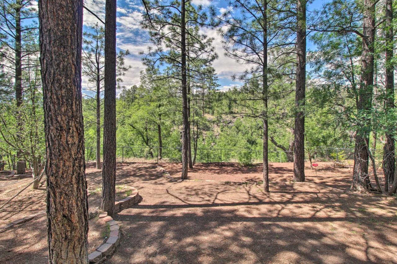 Pinetop Creekside Cabin Secret Game Room! Exterior photo