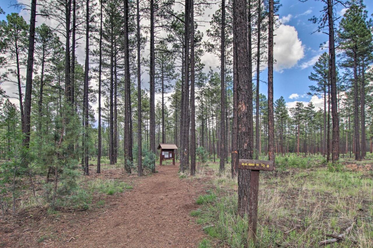 Pinetop Creekside Cabin Secret Game Room! Exterior photo